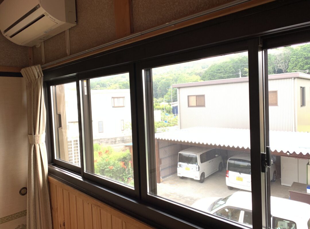 豊橋市で窓のすきま風が気になり窓まるごとリフォームをしました