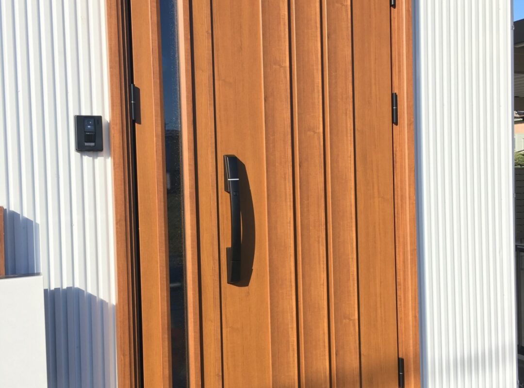 玄関ドアリフォーム! 豊橋市