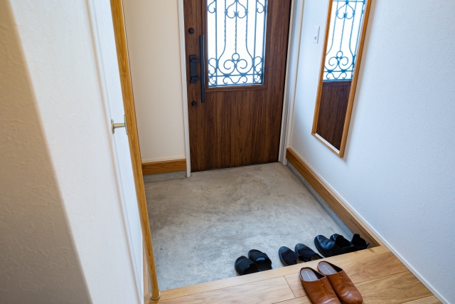 玄関3